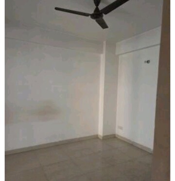 Room in 2 BHK Apartment at Signature Global Synera, Sector 81 – for Sale