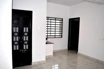 Room in 3 BHK Independent House at Kallepully – for Sale