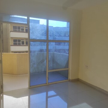 Room in 2 BHK Apartment at Pyramid Square 67A, Sector 67 – for Sale