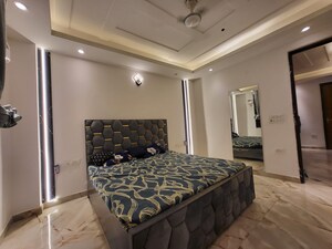 Bedroom in 2 BHK Apartment at Saket – for Rent