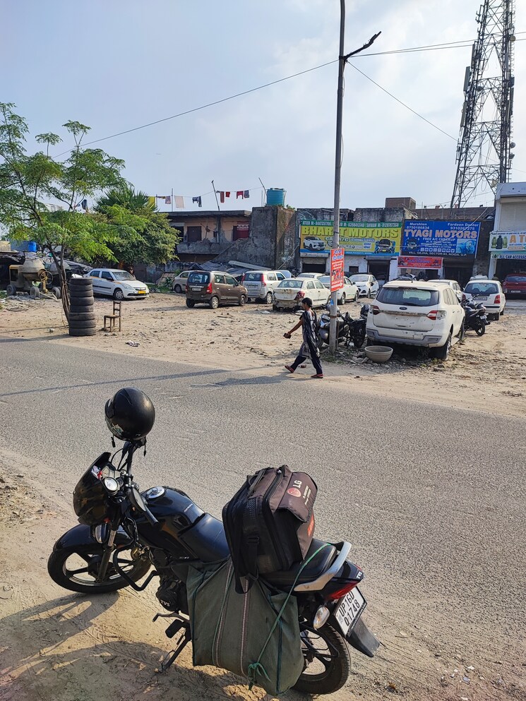 Exterior View, green-view-apartments Commercial Shop 220 Sq.Ft. In Sector 82 Noida 9298519