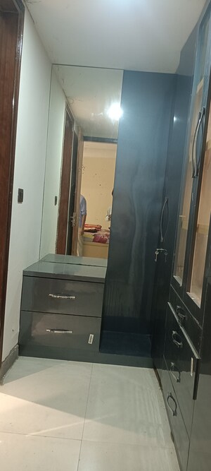 Furnished Amenities in 2 BHK Villa at Sector 49 – for Rent