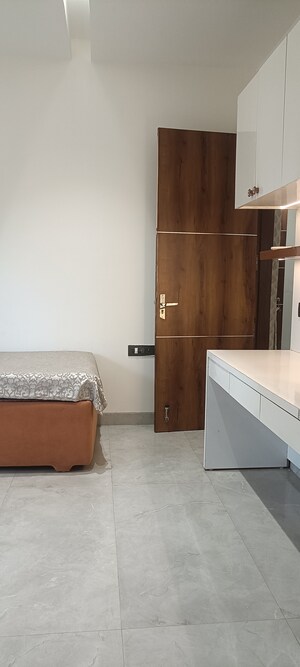 Furnished Amenities in 2 BHK Villa at Sector 49 – for Rent