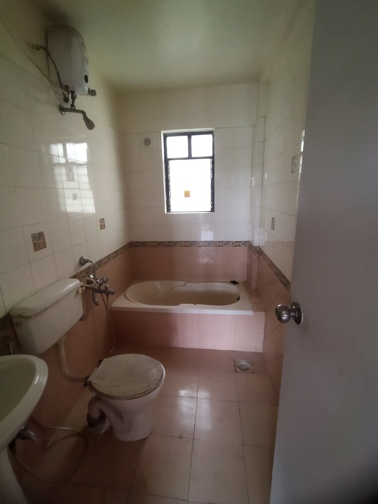 Attached Bathroom, bramha-majestic 2 Bedroom 1050 Sq.Ft. Apartment In Kondhwa Pune 9298636