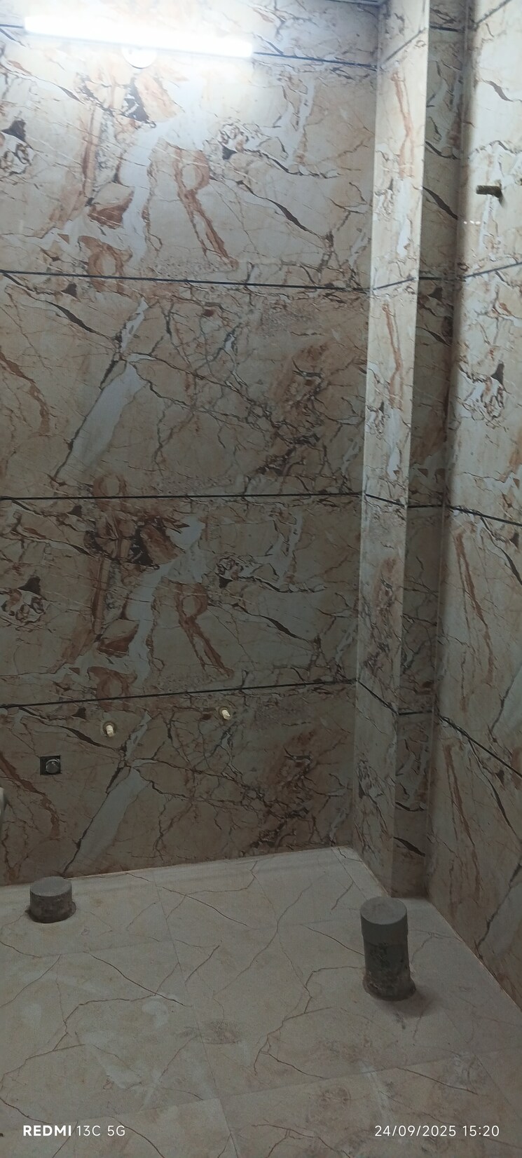 Bathroom, shalimar garden 2 Bedroom 900 Sq.Ft. Builder Floor In Shalimar Garden Ghaziabad 9298640