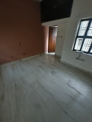 Room in 2 BHK Builder Floor at Mansarovar – for Rent