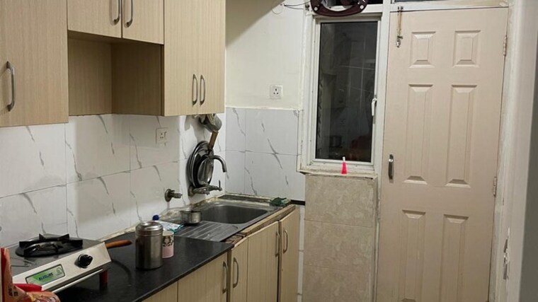 Kitchen, sector 105 1 Bedroom 440 Sq.Ft. Builder Floor In Sector 105 Noida 9298698