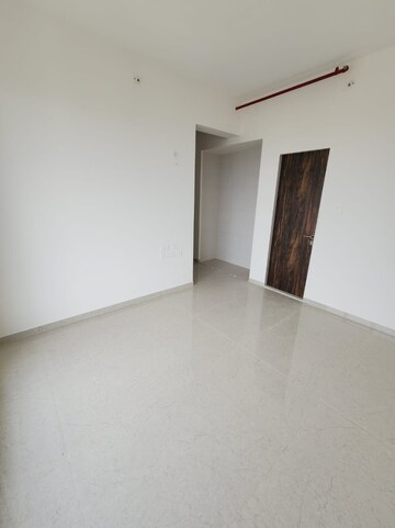 Room in 2 BHK Apartment at Rosa Manhattan, Ghodbunder Road – for Sale