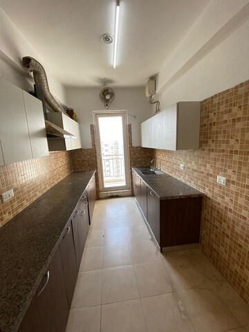 3 BHK Apartment For Rent in Umang Winter Hills, Sector 77