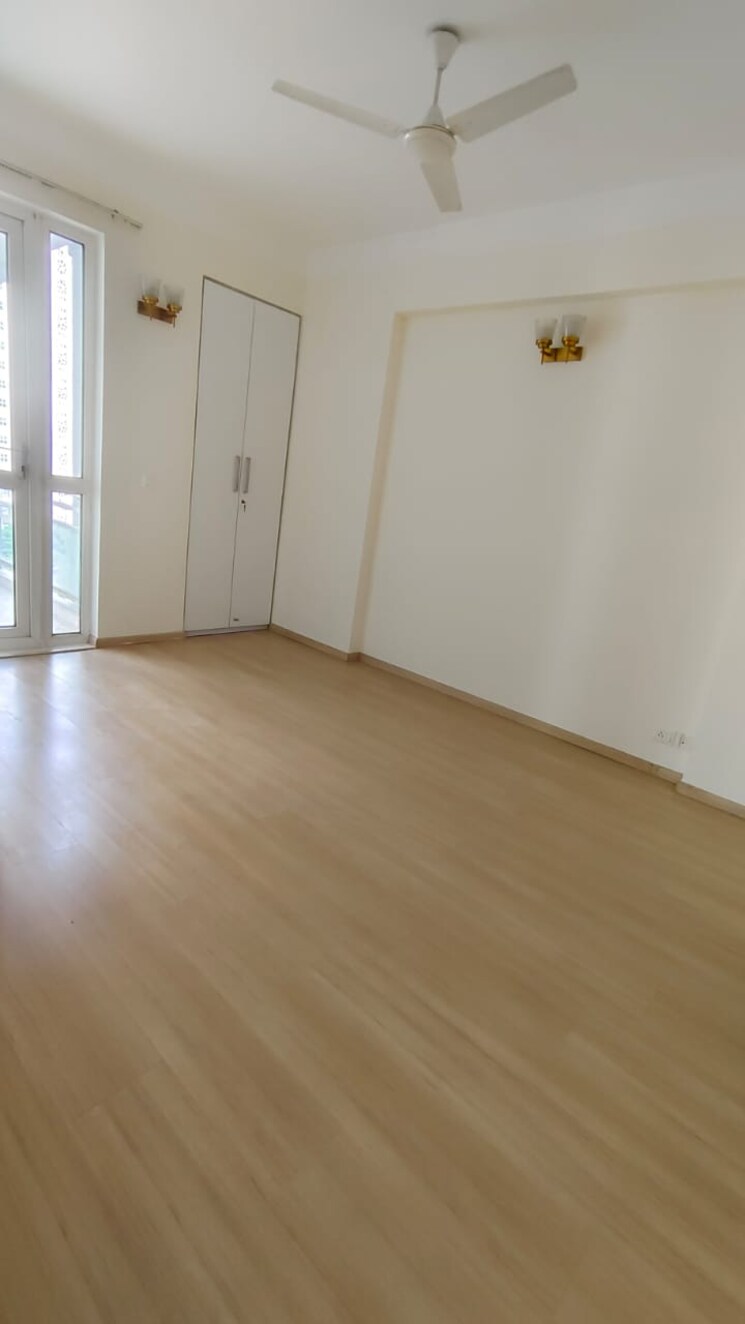 Room, conscient-hines-elevate 4 Bedroom 3395 Sq.Ft. Apartment In Sector 59 Gurgaon 9298952