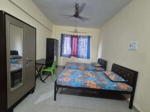 Bedroom in  Pg at Goregaon West – for Rent