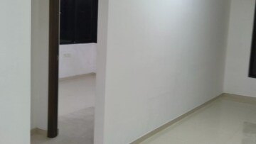 Room in 3 BHK Apartment at Vakola – for Rent