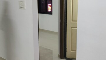  3 BHK Apartment at Vakola – for Rent