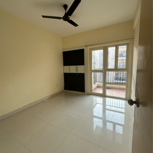 Room in 2.5 BHK Apartment at GLS Avenue 51, Sector 92 – for Rent