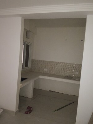 Master Bedroom in 3.5 BHK Apartment at Surya Apartments Mahanagar, Mahanagar – for Sale