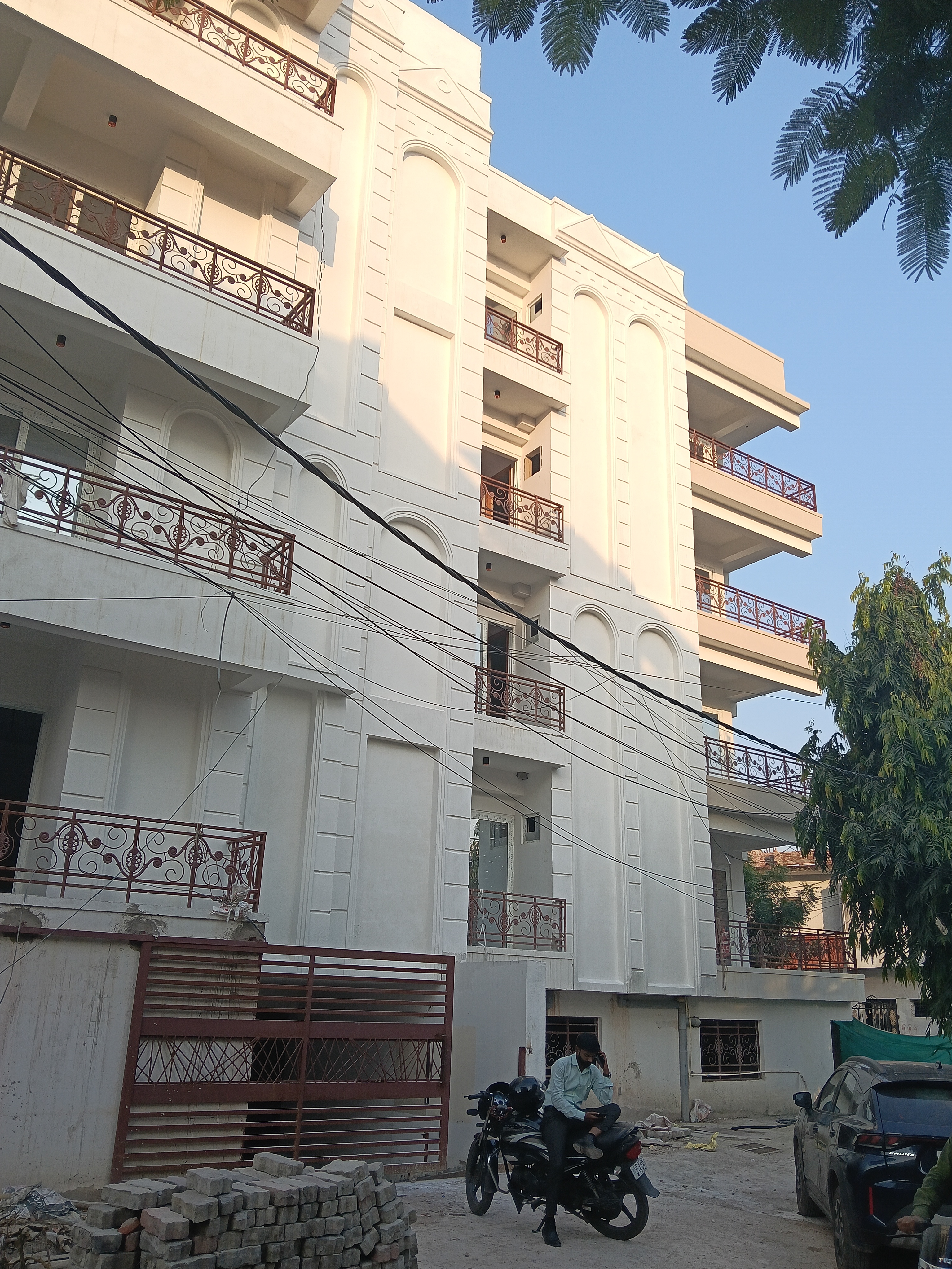 3.5 BHK Apartment For Sale in Surya Apartments Mahanagar