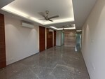 3 BHK + Servant Room 250 Sq.Yd. Builder Floor in Greater Kailash 2 