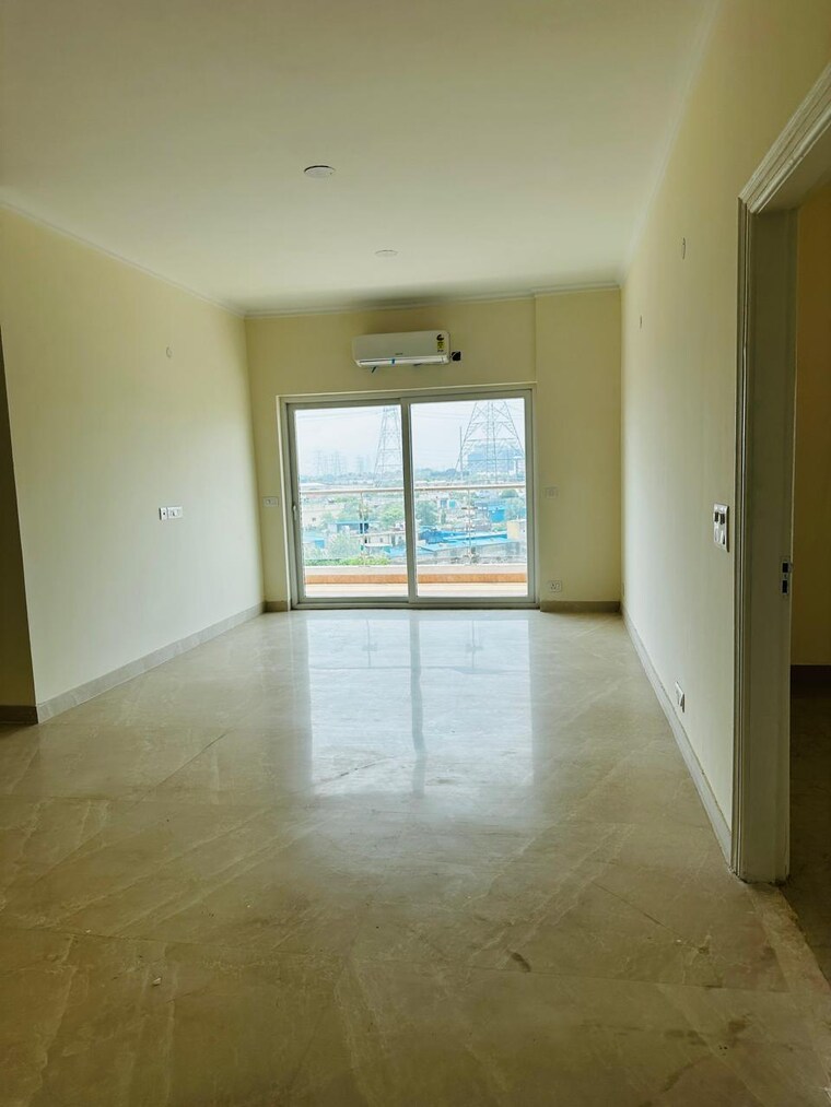 Room, shree-vardhman-victoria 3.5 Bedroom 1950 Sq.Ft. Apartment In Sector 70 Gurgaon 9299089