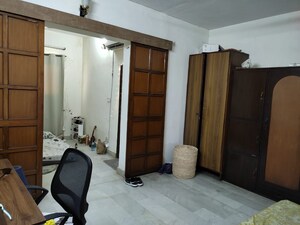 Living Room in 2 BHK Builder Floor at Green Park – for Rent