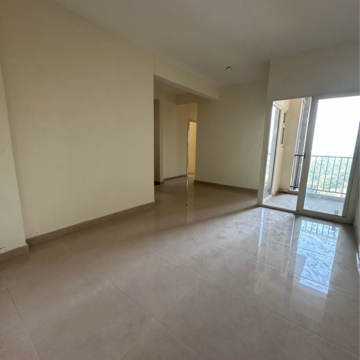 Room in 3 BHK Apartment at GLS South Avenue, Sector 92 – for Rent