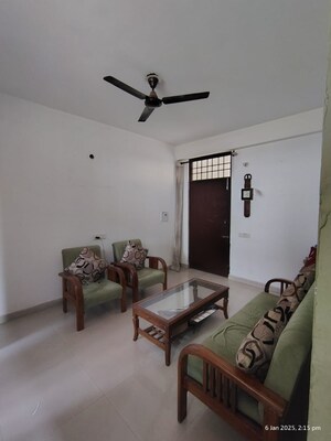 Living Room in 1 BHK Apartment at Sector 115 – for Rent