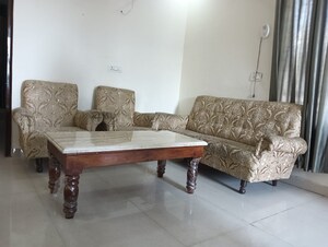 Living Room in 3 BHK Apartment at Sunshine Enclave, Vip Road – for Rent