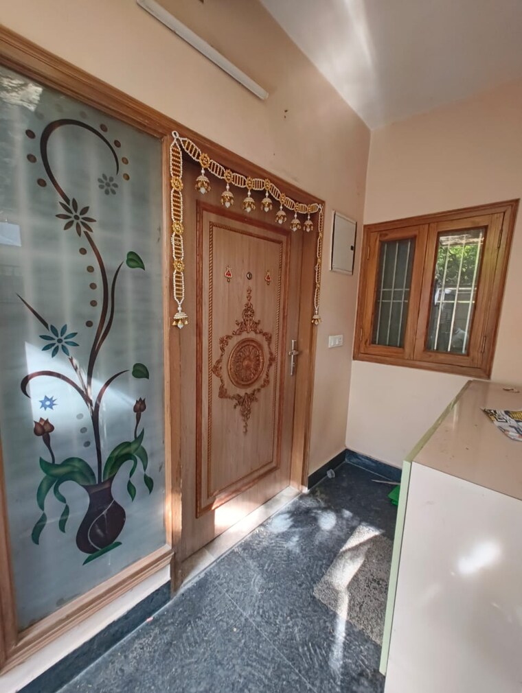 undefined, alaknanda 3 Bedroom 1500 Sq.Ft. Builder Floor In Alaknanda Delhi 9299146