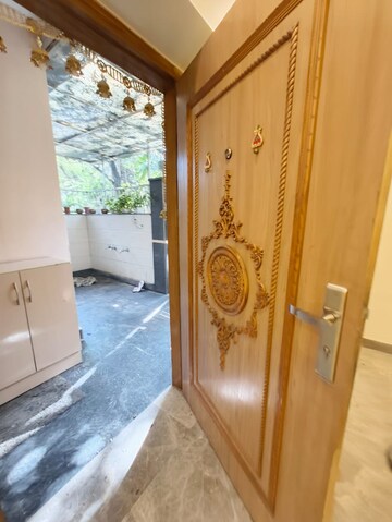 Building Lobby in 3 BHK Builder Floor at Alaknanda – for Rent