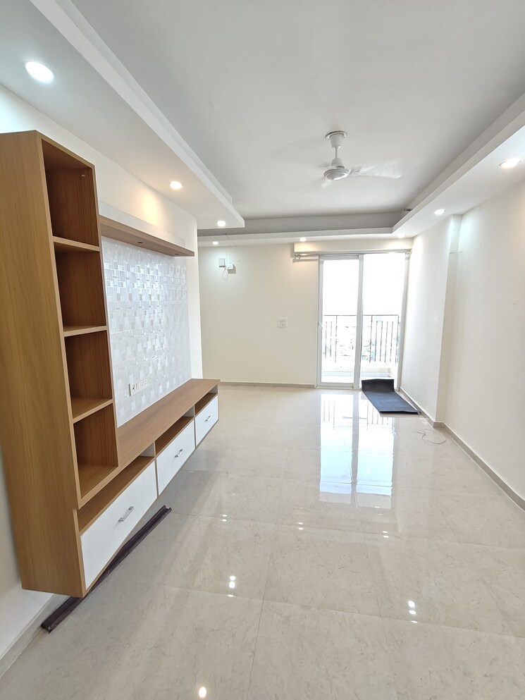 Kitchen, signature-the-millennia-2 2 Bedroom 681 Sq.Ft. Apartment In Sector 37d Gurgaon 9299164