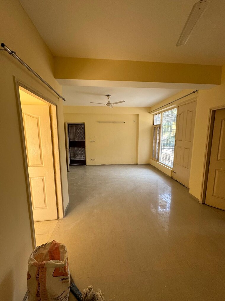 Room, tulip-orange 3 Bedroom 1437 Sq.Ft. Apartment In Sector 70 Gurgaon 9299166