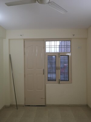 Room in 3 BHK Apartment at Tulip Orange, Sector 70 – for Sale