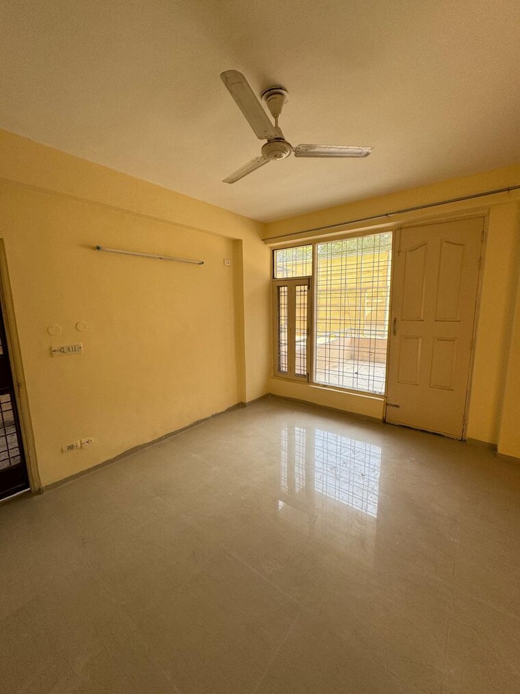 Room, tulip-orange 3 Bedroom 1437 Sq.Ft. Apartment In Sector 70 Gurgaon 9299166