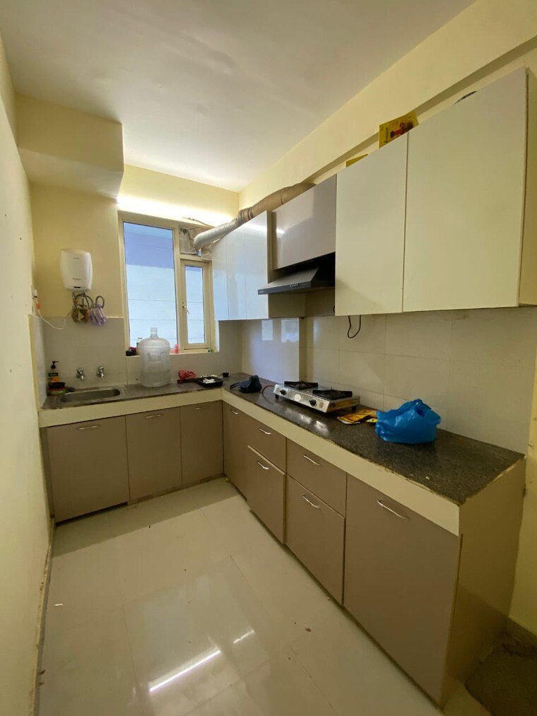Kitchen, pyramid-fusion-homes 2 Bedroom 680 Sq.Ft. Apartment In Sector 70a Gurgaon 9299180