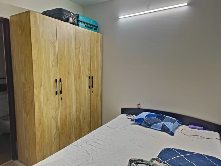 Bedroom, omkar-signet 1 Bedroom 333 Sq.Ft. Apartment In Malad East Mumbai 9299197