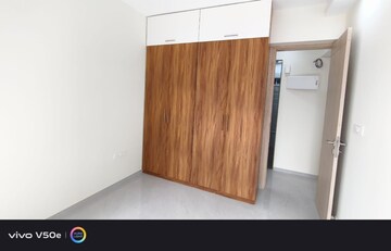Room in 2 BHK Apartment at MG Complex, Vashi Sector 11 – for Rent