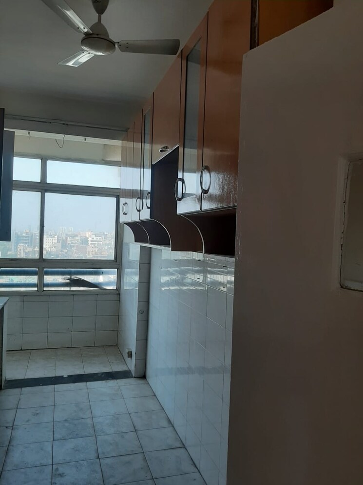 Kitchen, pyramid-urban-homes 2 Bedroom 580 Sq.Ft. Apartment In Sector 70a Gurgaon 9299266