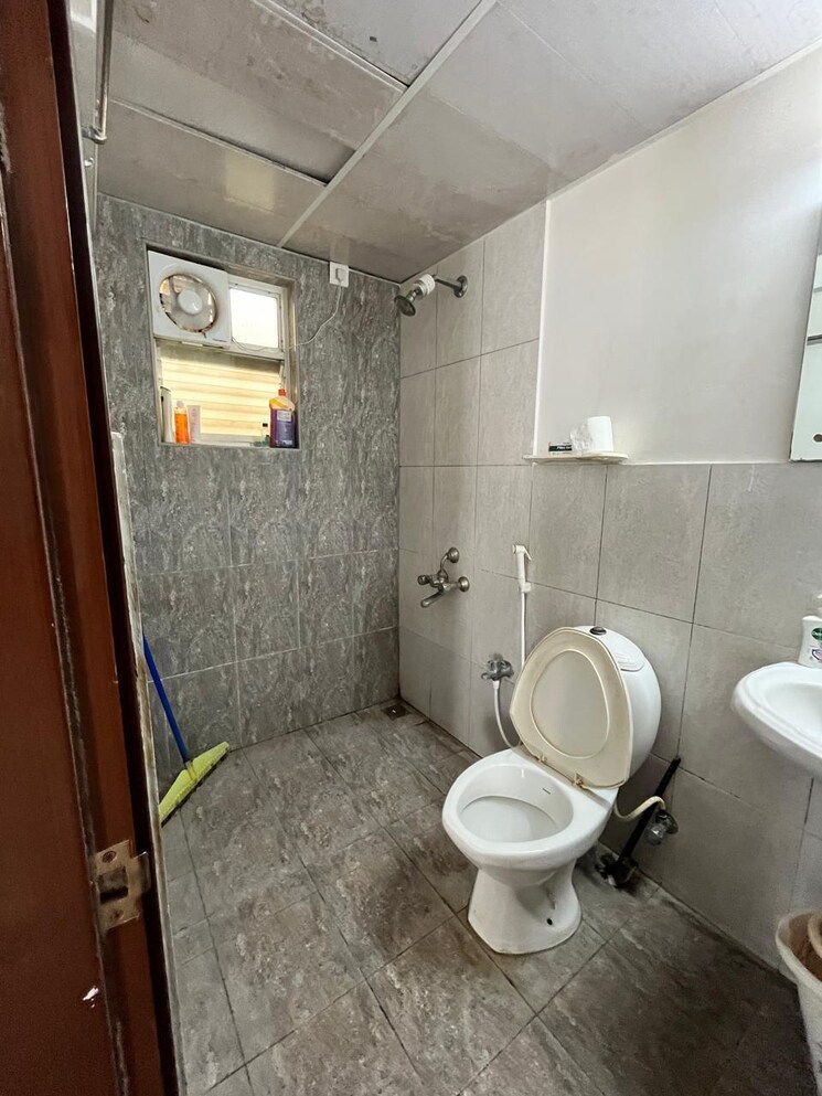 Bathroom, provident-sunworth 3 Bedroom 1082 Sq.Ft. Apartment In Mysore Road Bangalore 9299230