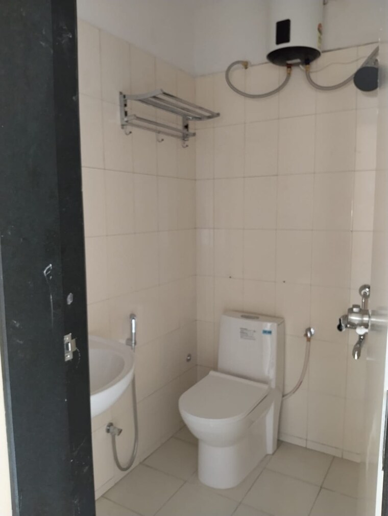 Bathroom, elite-empire-apartment 3 Bedroom 1150 Sq.Ft. Apartment In Balewadi Pune 9299258