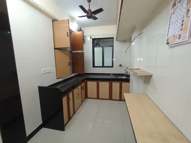 Kitchen, vashi sector 14 2.5 Bedroom 750 Sq.Ft. Apartment In Vashi Sector 14 Navi Mumbai 9299282