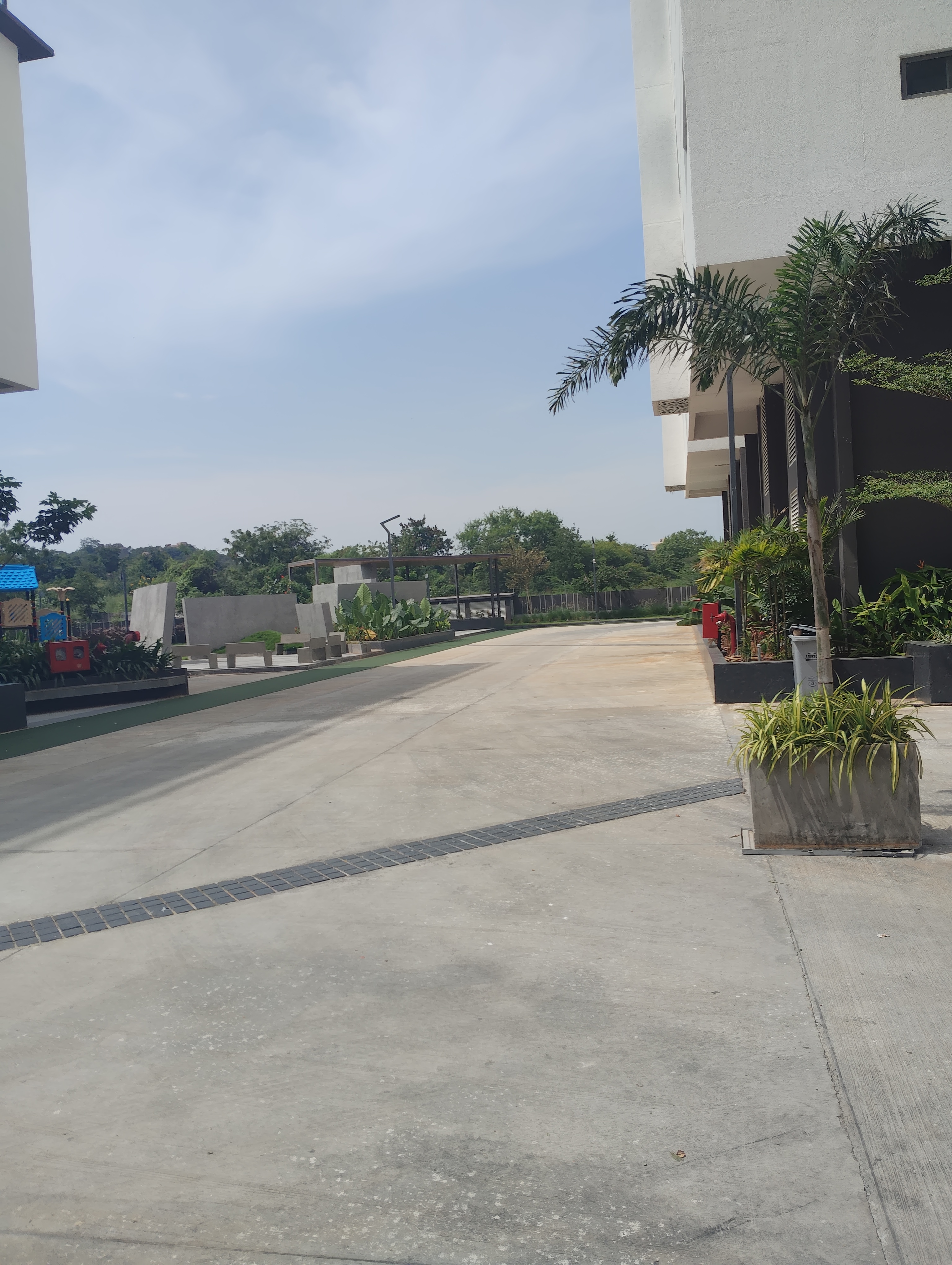 3 BHK + Pooja Room Apartment For Sale in DSR The Classe