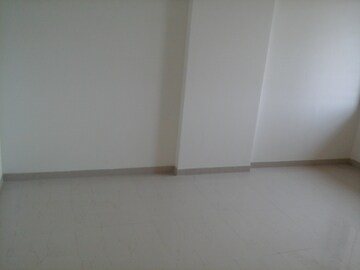 Room in 2 BHK Apartment at Yashoda Golden Trellis, Balewadi – for Rent