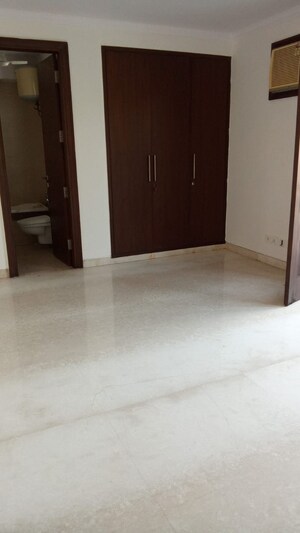 Room in 4 BHK Builder Floor at East Of Kailash – for Rent