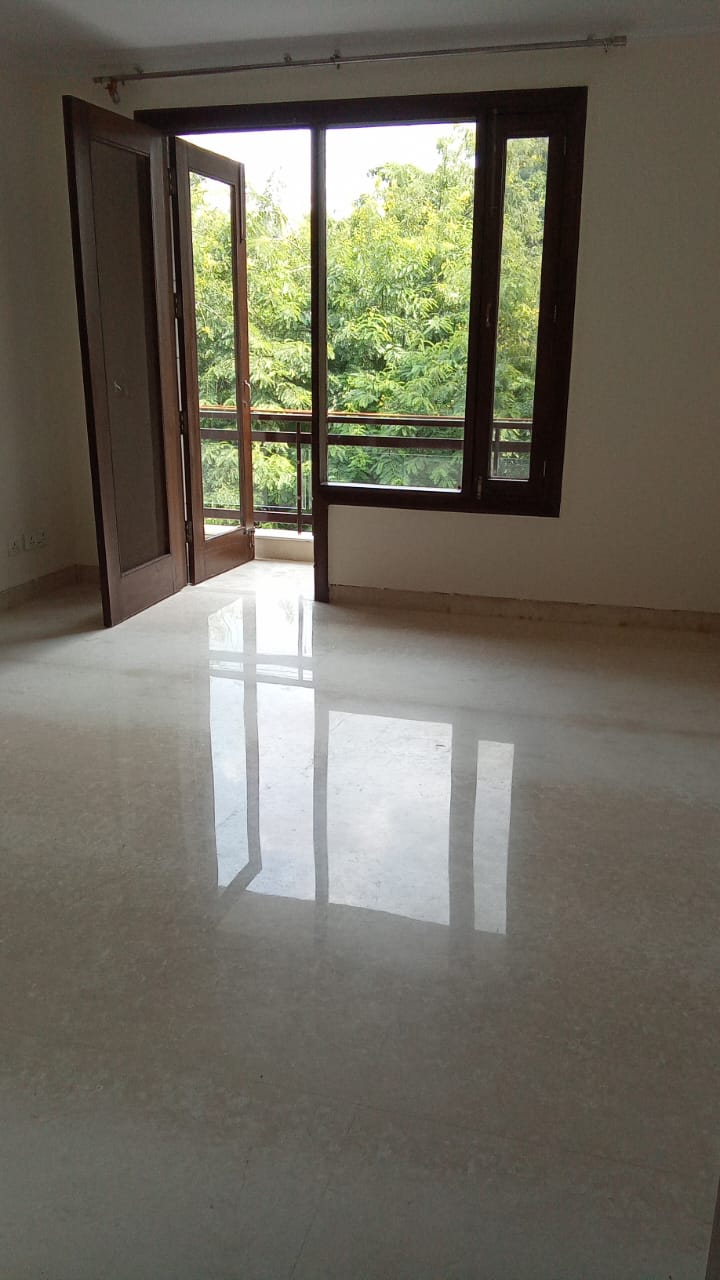4 BHK + Pooja Room Builder Floor For Rent in East Of Kailash 