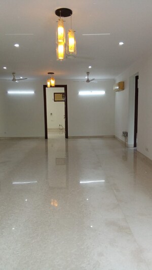 Room in 4 BHK Builder Floor at East Of Kailash – for Rent