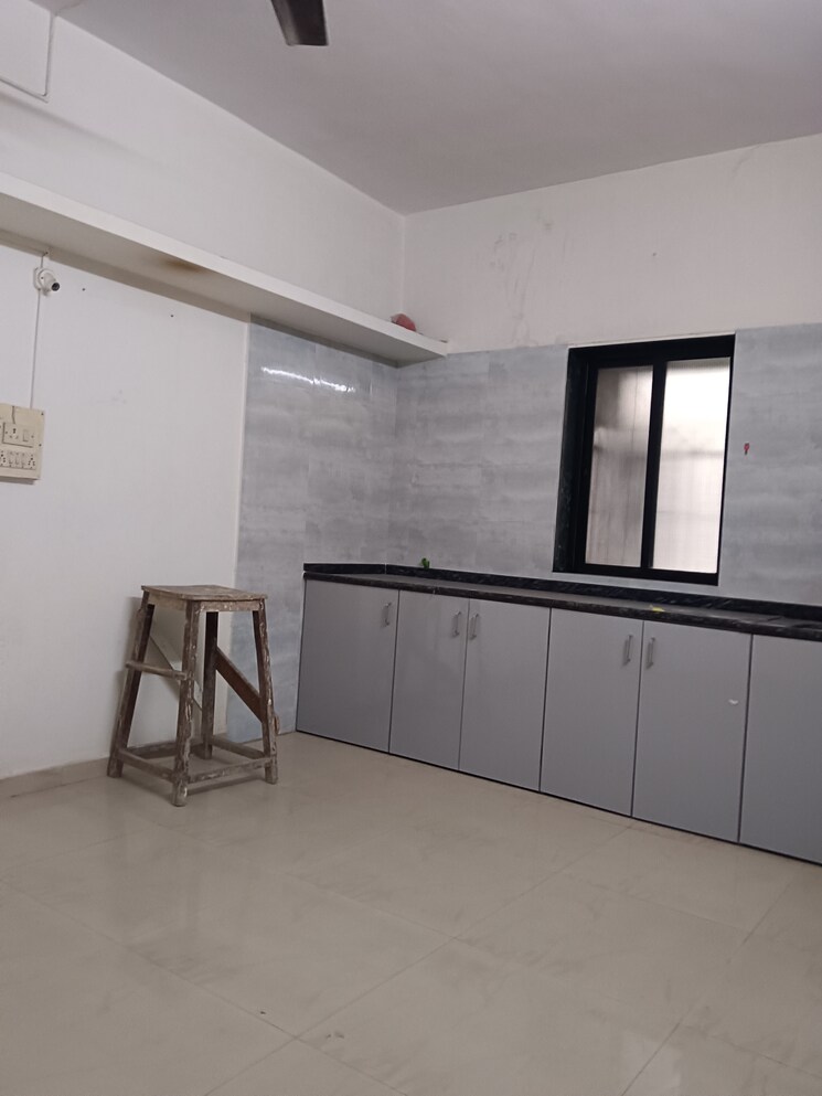 Room, dombivli east 1 Bedroom 570 Sq.Ft. Apartment In Dombivli East Thane 9299442