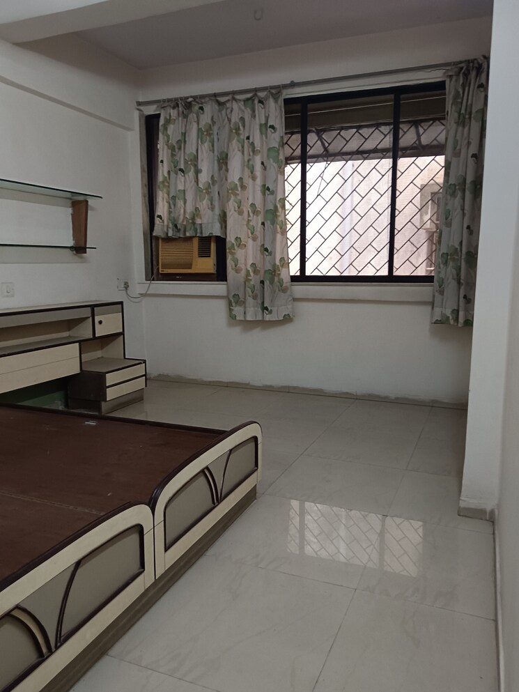 Room, dombivli east 1 Bedroom 570 Sq.Ft. Apartment In Dombivli East Thane 9299442