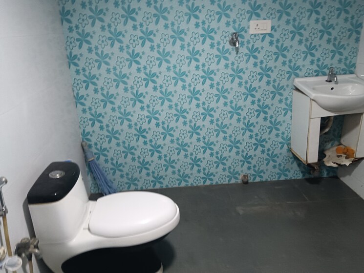 Bathroom, dombivli east 1 Bedroom 570 Sq.Ft. Apartment In Dombivli East Thane 9299442