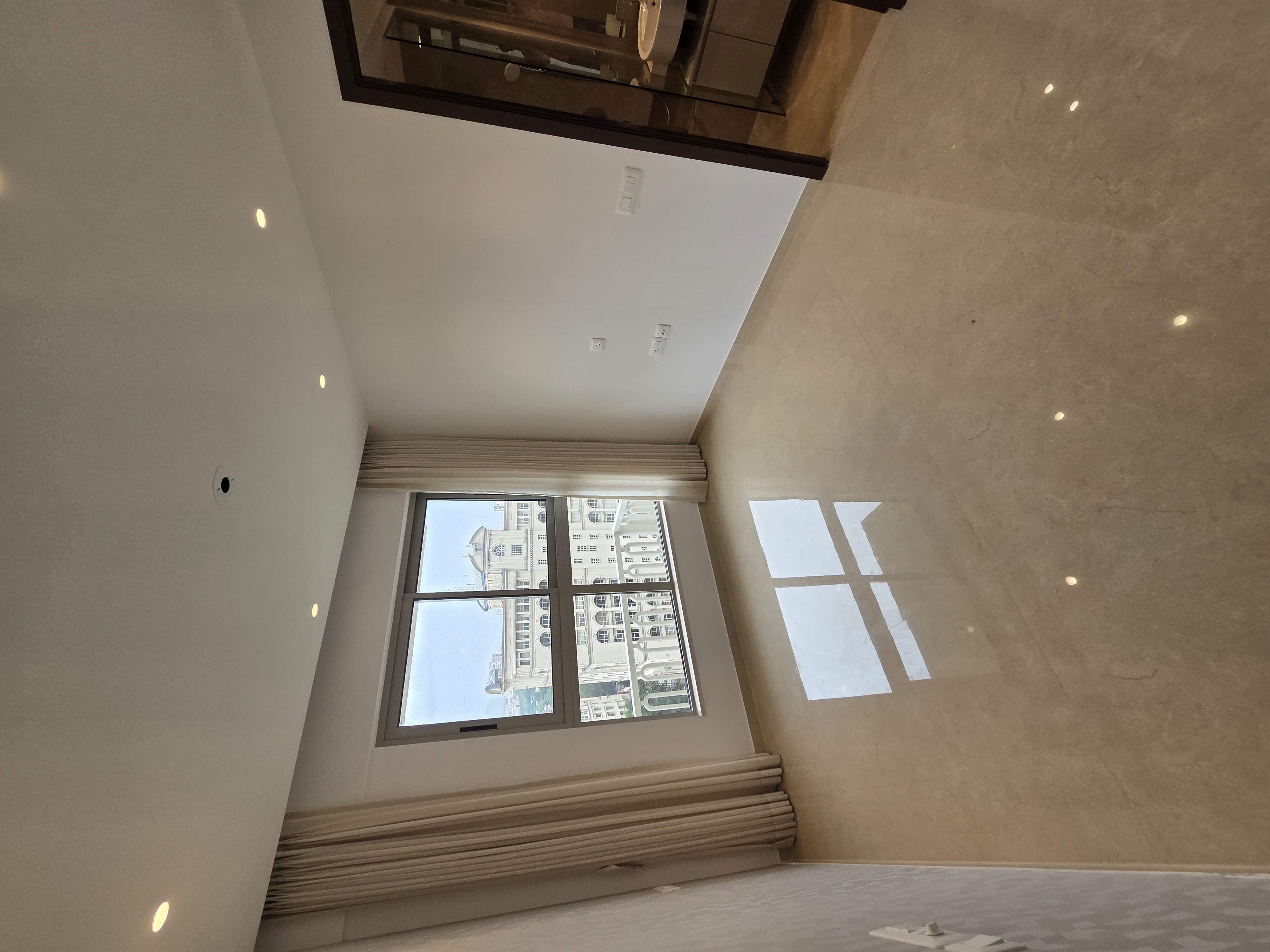 2 BHK Apartment For Rent in Hiranandani Highland