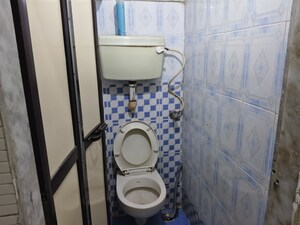 Bathroom in 1 BHK Apartment at Sunshine Tower Koper khairane, Kopar Khairane – for Rent