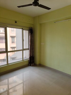 Room in 2 BHK Apartment at Siddha Galaxia, Rajarhat – for Rent